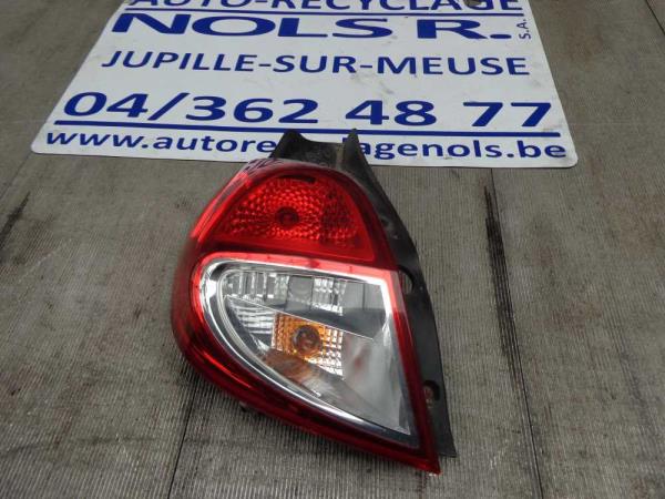 FEU ARRIERE GAUCHE RENAULT - Vue 1